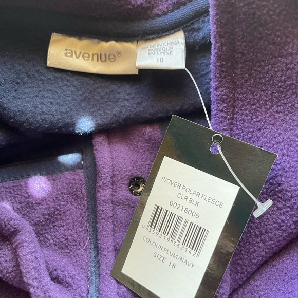 Avenue Women’s Size 18 Purple & Blue Color Block Polar Fleece Pullover - Picture 6 of 15
